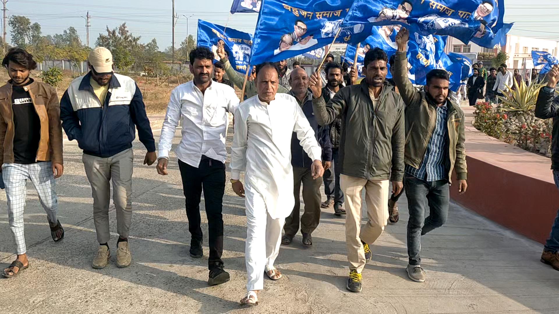 #Bsp इंदौर की घटना को लेकर तथा मध्यप्रदेश में छतरपुर में हुई घटना को लेकर कलेक्टर महोदय को ज्ञापन दिया #mandsaurnews