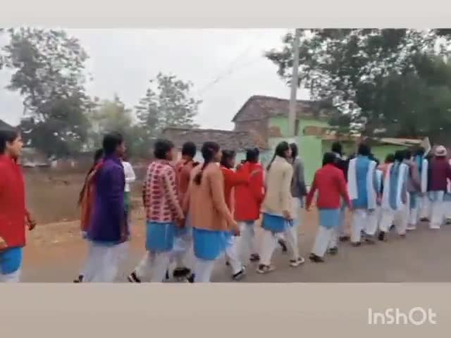 जिला दमोह. जोरतला उच्च माध्यमिक विद्यालय स्कूल 26 जनबरी पर  बच्चों की रैली निकाली गई धूमधाम से#reekesh2063 
#virlvideo