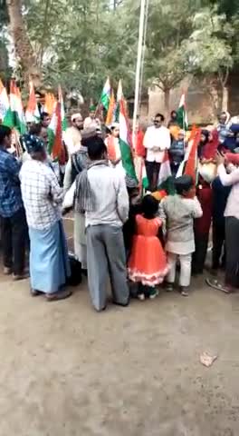 #अपने गांव #कसबा_बांका  के सभी साथियों के साथ झंडा तोलन किया और पूरे हर्षोल्लास के साथ गणतंत्र दिवस मनाया
आप तमाम देश वासियों को भी #गणतंत्र_दिवस की हार्दिक शुभकामनाएं
जय हिंद जय भारत
