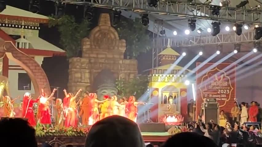 बोध गया: बौद्ध  महोत्सव  2023 ।। Bodhmotsub 2023
.
.
.
#bodhgaya #kailashkher #video #bo