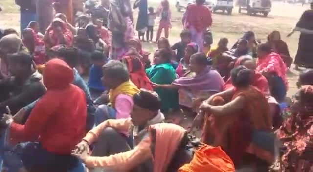 15 फरवरी को पटना चलो!
#लोकतन्त्र_बचाओ_देश_बचाओ_रैली 
#GandhiMaidanPatna
#PartyCongress #CPIML
रैली की तैयारी को लेकर आरा रमना मैदान में जनता को बैठक आयोजित की गई!माले की रैली होगी-माले!