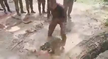 #Salute.
यूं ही नहीं बनते मां भारती के सच्चे सेवक। #जय_हिन्द