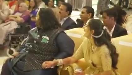 अंबानी परिवार का डांसिंग वीडियो परिवार के साथ नाचने जगाए देश के सबसे अमीर व्यक्ति अंबानी #nitaambani #AnilKapoor #dance