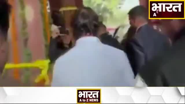 कानपुर: #बजट सत्र के लिए राहुल गांधी के संसद पहुंचने पर लगे भारत जोड़ो यात्रा के नारे !
#rahulgandhiji