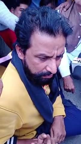 रोहतक: आशीष घनघस उर्फ सिंघम को इंसाफ दिलाने के लिए पहुँची जयहिन्द सेना 
#जयहिन्द_सेना #NaveenJaihind #हरियाणापुलिस