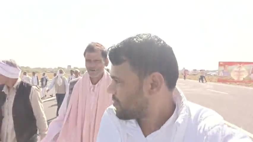 आज प्रधानमंत्री नरेंद्र मोदी जी ने प्रदेश वासियों को किया संबोधित।
#modihaitomehangaihai #bjpfailsindia #morcha #jatin