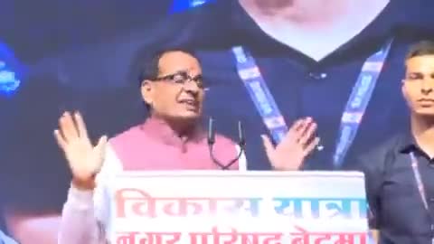 जब #COVID19 आ रहा था तो कमलनाथ जी को कोविड से निपटने का इंतजाम नहीं कर रहे थे, वह आईफा करवा रहे थे।