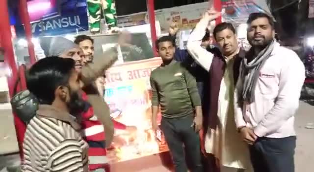 #पुलवामा हमले की चौथी बरसी पर शहीद हुए भारत मां के वीर सपूतों को कोटि-कोटि नमन।जवानों की शहादत को कभी भुला नहीं सकता।