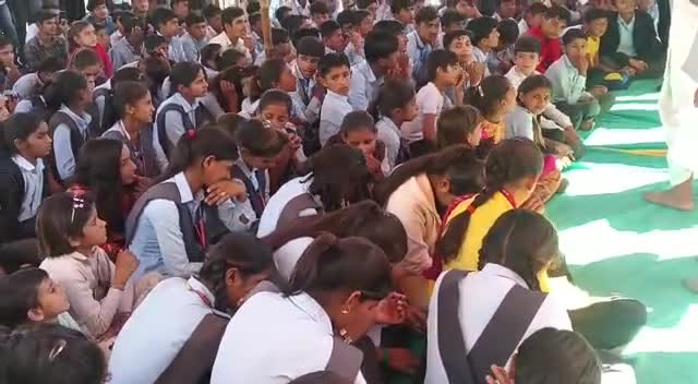 बाड़मेर: राजकीय माध्यमिक विद्यालय ग्राम पंचायत नांद के आगे धरना प्रदर्शन तीसरे दिन भी जारी है #अनिश्चितकालीन धरना प्रदर्शन