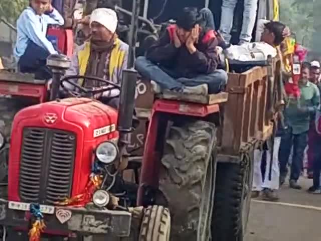 गांव खेड़ी देवी सिंह में शिवजी पर कावड़ चढ़ाने से पहले निकाली गई कावड़ यात्रा। #viral_news