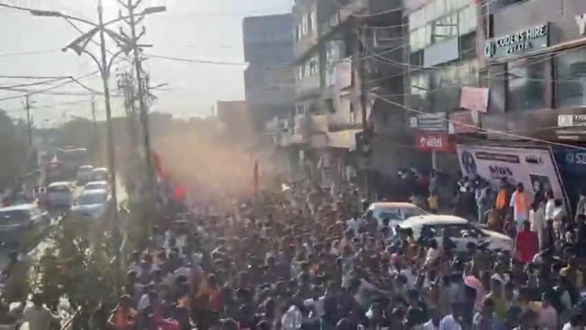 शिवरात्रि पर निकाली यात्रा लोगो ने जोर सौर और खुशी के किया डांस गुना मैं हर हर महादेव #shivratri #guna #mp ,