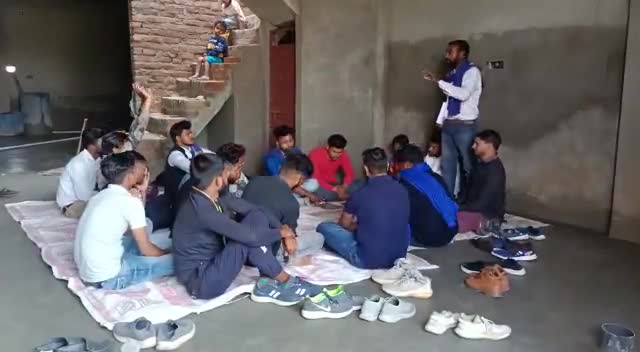 आज दिनांक 19-02-2023 को #मुरैना (म.प्र) क्षेत्र क्र.08 (अंबाह–पोरसा) सोमेश आजाद विधानसभा अध्यक्ष अंबाह ने मीटिंग हुई