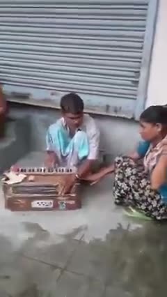 केवलारी: जमीन स्तर पर आज भी कलाकार मौजूद है।#लोक कलाकर#100 साल पहले