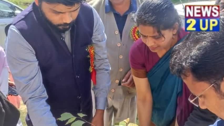 रामपुर: Rampur news: महिला विश्व विद्यालय में NSS का कार्यकर्म का आयोजन में बताए पर्यावरण संरक्षण के नियम
#Rampur #news2up