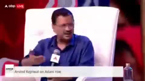 देश के लोगों का टैक्स चंद पूंजीपतियों को बांटे और आम आदमी के लिए एक नई कानून 
#जरा सोचें यह आम लोगों के साथ धोखा है