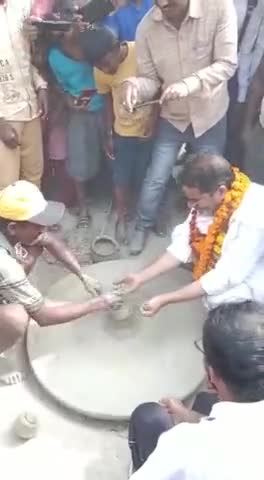 #प्रशांत किशोर जी ने कैसे कुम्हार के घर लगे दीपक बनाने
#पदयात्रा
#अभियान
#सारण_सिवान
#biharnewsheadlines