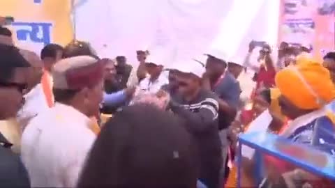 यह कार्य झाबुआ के विकास एवं यहाँ के जनजातीय भाई-बहनों की प्रगति को नई गति देंगे।
#MPVikasYatra के समापन कार्यक्रम झाबुआ