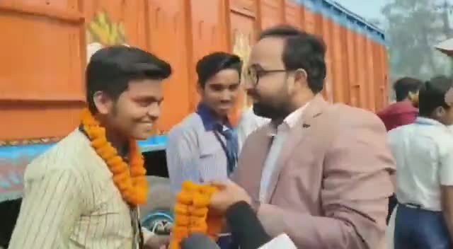 बेतिया: CBSE BOARD 2023 EXAM के परीक्षार्थियों को सम्मानित किया STUDENT FUTURE MAKER 
#cbseboardexams