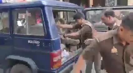 प्रयागराज में गोलियां चलाने वाले अरबाज़ को आज 72 हुर्र के पास भेज दिया बाबा जी की पुलिस ने.... #manojbaytu