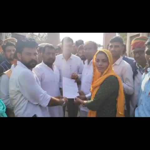 #सरदारशहर में नायक समाज के दूल्हे को घोड़ी पर से उतारा भीम आर्मी के लोगों निकासी निकाली  औरSDM कार्यालय पर ज्ञापन सौंपा