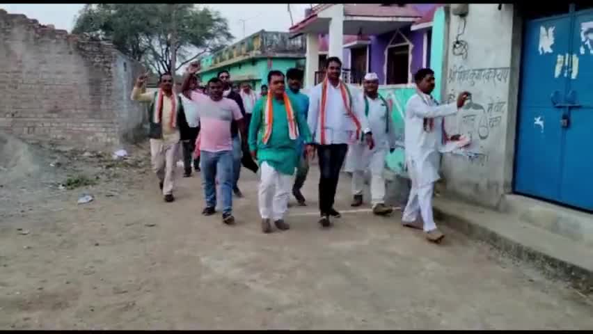 #हाथ से हाथ जोडो पदयात्रा पामगढ़ विधानसभा में समस्त कॉंग्रेस कार्यकर्ता के साथ  किरण भारती, हृदय अनंत 
शामिल होकर भिलौनी ,डोंगकोहरौद,व केशला में पद यात्रा किया।।