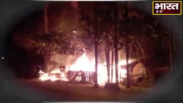 कानपुर: #कानपुर#लाल इमली के बगल में बनी दुकानों में लगी भीषण आग#