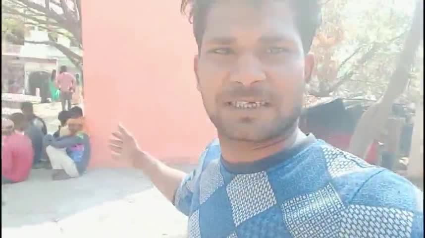 रॉबर्ट्सगंज: धार्मिक स्थल पर हो रहा गंदगी भारत सरकार की ओर से यही अपील है कि यहां पर सफाई की जाए #खलियार #नगवा youtube #rockstardkp