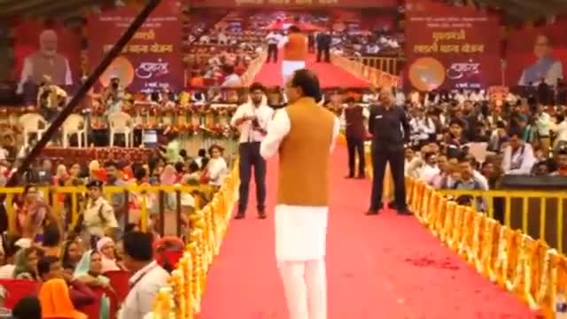 'मुख्यमंत्री लाड़ली बहना योजना' के फार्म 25 मार्च से आपके वॉर्ड और गांवों में भरे जायेंगे। #LadliBehnaYojanaMP