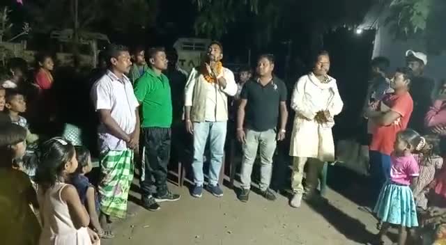 आज #जमशेदपुर प्रखण्ड के अंर्तगत #बागबेड़ा के #सोमाय_झोपड़ी (नीचे टोला)#आदिवासी हो समाज मागे पोरोब।#राजु_सिंह