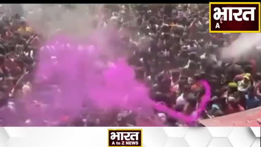 कानपुर: #मणिकर्णिका घाट पर खेली गई 'मसान होली', बाबा मसाननाथ को चढ़ाई शराब.... #manikarnikaghatvaranasi #bharatatoznews