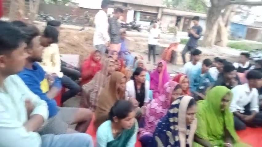 महुआ: #वैशाली #महुआ संविधान निर्माता बाबा साहेब डा भीम राव अंबेडकर जी की जयंती को लेकर किया गया बैठक।।