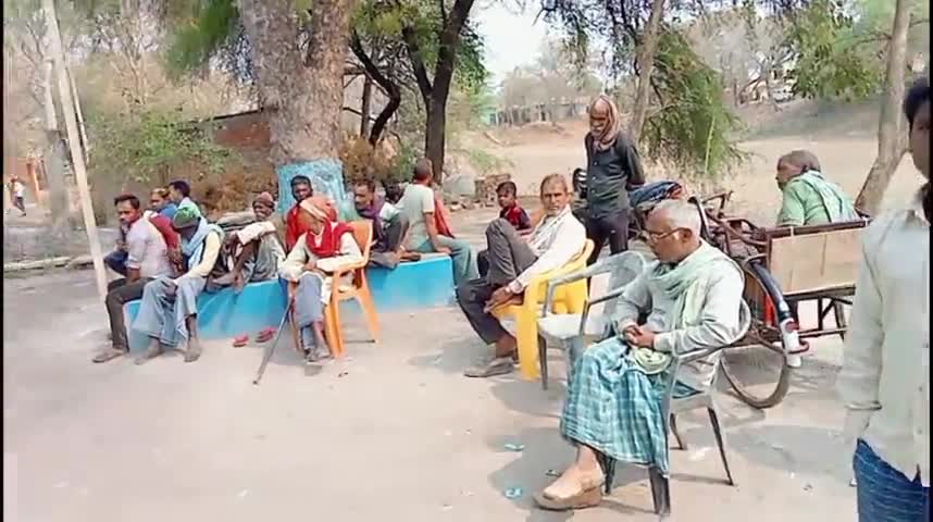 रॉबर्ट्सगंज: ग्रामीणों के लिए ग्राम प्रधान ने किया रंगमंच का आयोजन #खलियारी #नगवा #सोनभद्र YouTube channel #rocksatardkp
