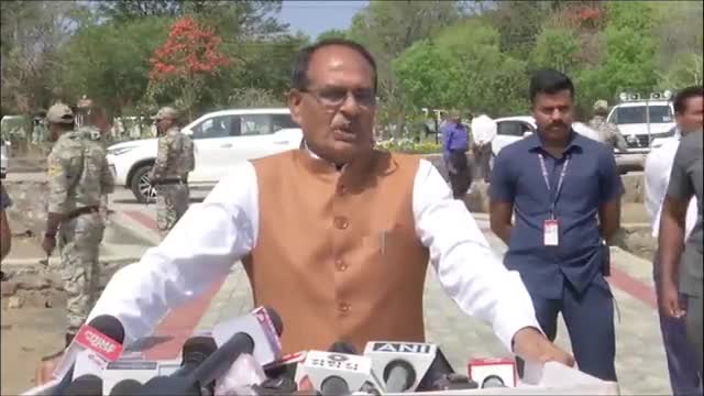 मुझे पूरा विश्वास है कि यह टेस्ट मैच जीतकर भारत इस ऐतिहासिक सीरीज को जीतेगा। मैं भारत की टीम को शुभकामनाएं। #IndVsAus