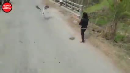 मीडिया इंटरव्यू देने के दौरान गायब हुआ सारस पक्षी दोस्त का आरिफ का हुआ रो रो कर बुरा हाल #मेरठ#यूपी#सारस#वाराणसी#चंदौली