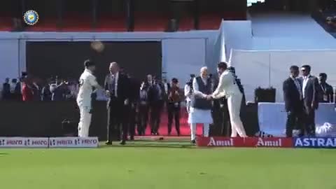 #प्रधानमंत्री नरेंद्र मोदी और #ऑस्ट्रेलिया के प्रधानमंत्री #AlboMP #अहमदाबाद के #मोटेरा #स्टेडियम पहुचे।