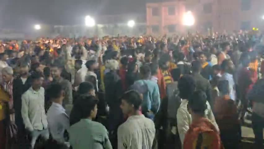 सिसौनी में फाइनल मुकाबला : किसने जीता?
#begusarai #cricketnews #cricket_news #newsupdates #today #patnanews #indian