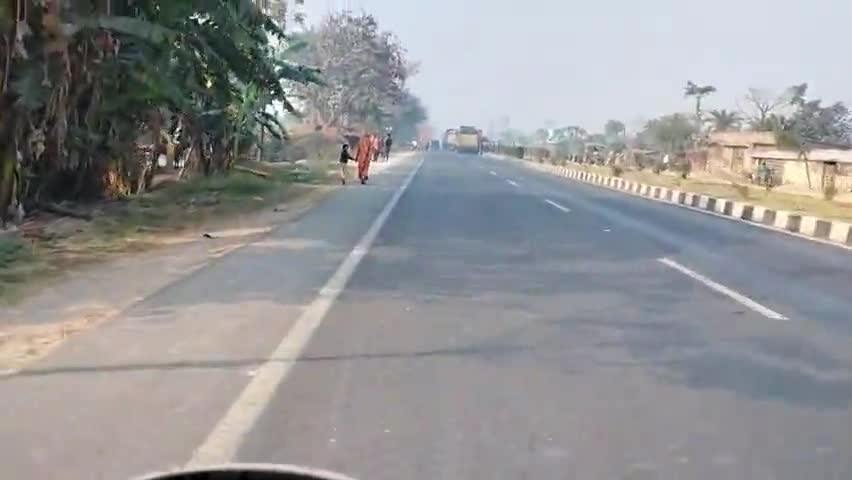 कोटवा में ट्रक तेज गति के कारण एक्सिडेंट
#कोटवा #kotwa
