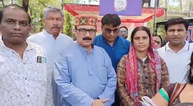 आदिवासियों के सम्मान में कांग्रेस पार्टी मैदान में
#टीम_राजा_मुबीन