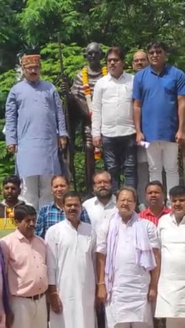 आदिवासियों के सम्मान में कांग्रेस पार्टी मैदान में
#टीम_राजा_मुबीन
