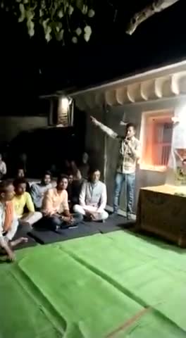 बकस्वाहा विकासखंड के #ग्राम_गढ़ीसेमरा में मनाया गया #शहीद_दिवस पर भगत सिंह राजगुरु और सुखदेव जी को भावभीनी विनम्र श्रद्धांजलि अर्पित की 

आपका अपना आशिक मंसूरी बकस्वाहा बड़ामलहरा विधानसभा जिला छतरपुर म प्र