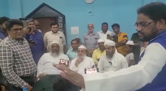 मौलाना ने किया बोल दिया रमज़ान पर, देखिए
#ramadan #muslim #islamic #mewatnews #shamsulqamar #harkhabaraaptak #breakingnew
