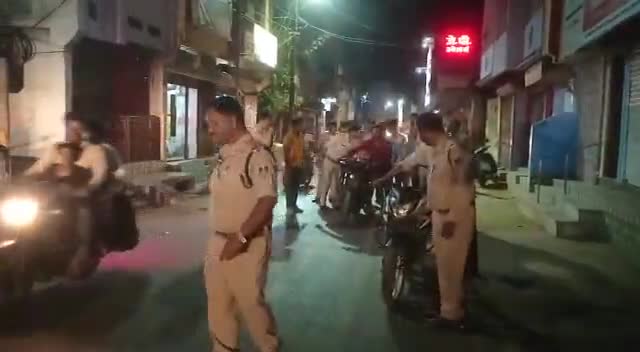 नरसिंहपुर बाइकर्स गिरोह पर पुलिस का शिकंजा,पुलिस ने किऐ वाहन जप्त
#narsinghpur #mpp #mppolice #bjpmp #bjp #congresss