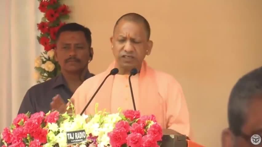 पिछले 06 #वर्षों के अंदर #उत्तरप्रदेश में...
