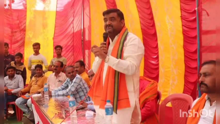 आज ग्राम राखी में 5 लाख 70 हजार रु से बनने जा रहे दो रंगमंचों का भूमिपूजन क्षेत्रीय जनप्रतिनिधियों एव पार्टी पदाधिकारियों के साथ ग्रामवासियों की उपस्थिति में किया। #jansamparkmp