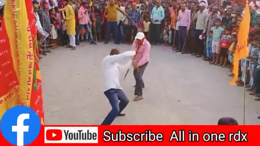 गिरिडीह शोभायात्रा के दौरान लाठी खेलते समय माथे पट गया #allinonerdx #surajrawanirdx #Giridih