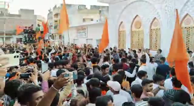 पिंडवाड़ा: श्री राम नवमी के दिन पिंडवाड़ा में श्री राम से जय जय कारो से धूम उठा पिंडवाड़ा।
#shreeramnavami #bajrang_dal #pindwara