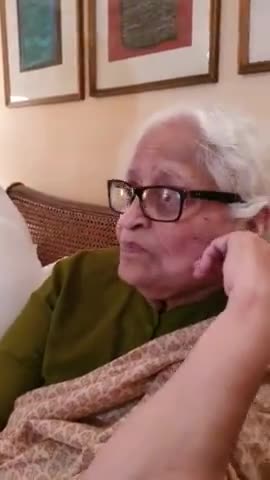 पाकिस्तानी महिला ने हिंदुस्तान के बारे में किया कहा
#muslim #women #pakistan #mahila #shamsulqamar #harkhabaraaptak