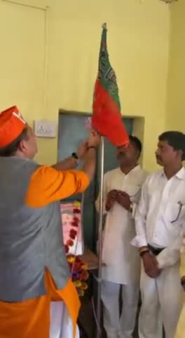 #BJPSthapnaDiwas
बूथ नंबर ११ (टीकमगढ़ ग्रामीण मंडल)