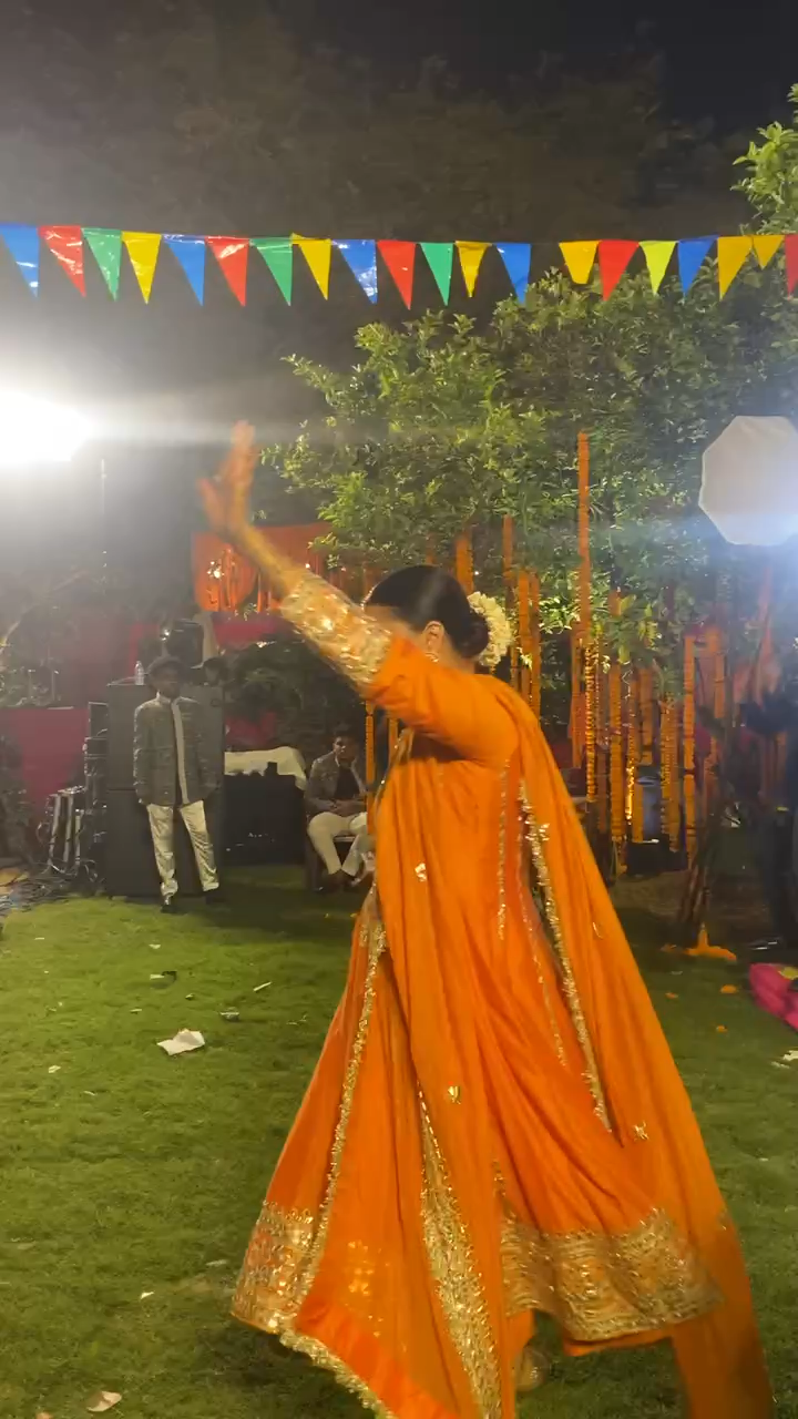 फतेहगढ़: Actress Swara bhaskar ki sadi me Deene khan live performance 
 #swarabhaskar 
 #Deenekhan