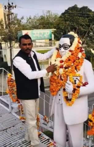 विश्वरत्न बोधिसत्व #बाबासाहब डॉ #भीमराव #अंबेडकर की 132वी #जयन्ती के अवसर पर उनको कोटि कोटि नमन व सभी साथियों को बहुत बहुत बधाई।